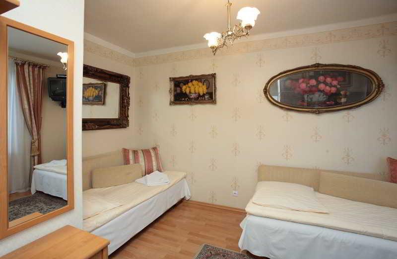 Florian Budget Rooms Kraków Eksteriør billede